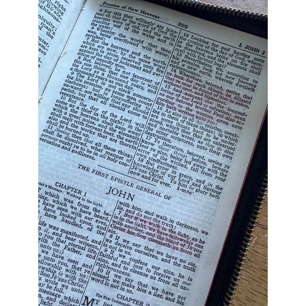 vintage mid-20th-century King James Version (KJV) zippered 
